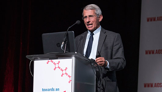 Anthony Fauci, de los Instituto Nacionales de Salud de EE UU, en su intervención en el simposio ‘Towards A Cure’ (Hacia una cura). Foto: International AIDS Society/Steve Forrest/Workers' Photos 